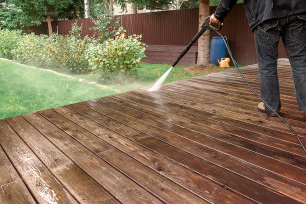 Best Driveway Pressure Washing  in Lakehills, TX